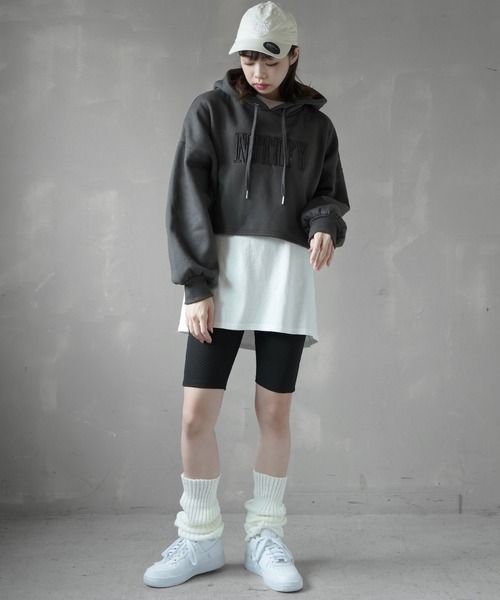 SPINNS（スピンズ）の「43cm ニットレッグウォーマー アームカバー（レッグウォーマー・レディース・ホワイト/ブラック・ONESIZE）」の5枚目の写真