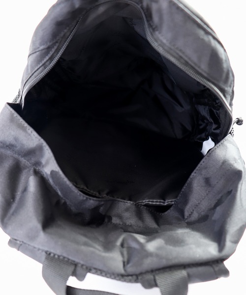 Mark Gonzales(マーク・ゴンザレス)の「Mark Gonzales/マークゴンザレス リュックサック(バックパック/リュック・メンズ・ブラック/ブラック系その他/カモフラージュ・FREE)」の13枚目の写真