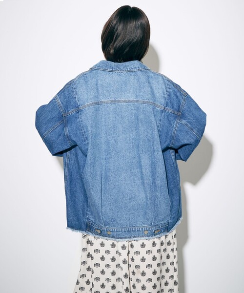 GRACE CONTINENTAL(グレースコンチネンタル)の「パネル切替デニムジャケット(デニムジャケット・レディース・ブラック/インディゴブルー・36)」の22枚目の写真