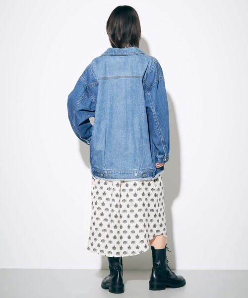 GRACE CONTINENTAL(グレースコンチネンタル)の「パネル切替デニムジャケット(デニムジャケット・レディース・ブラック/インディゴブルー・36)」の5枚目の写真