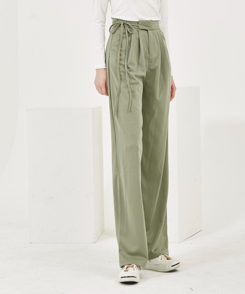 me+em select(ミームセレクト)の「S/M/Lサイズ展開 腰ひもアクセントスラックス(スラックス・レディース・カーキ/ブラック・MEDIUM/SMALL/LARGE)」の11枚目の写真