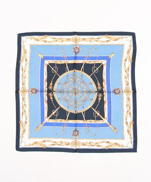 wiz(ウィズ)の「ウィズ wiz / アンティーク 馬具柄 シルク スカーフ 日本製(バンダナ/スカーフ・レディース・ブラック/ネイビー・FREE)」の4枚目の写真