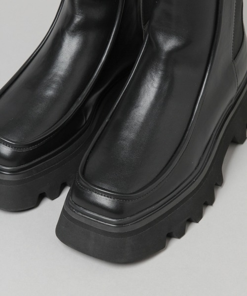 HARE（ハレ）の「ボリュームソールサイドゴアブーツ(HARE)（ブーツ・レディース・ブラック/ベージュ・M/L）」の14枚目の写真