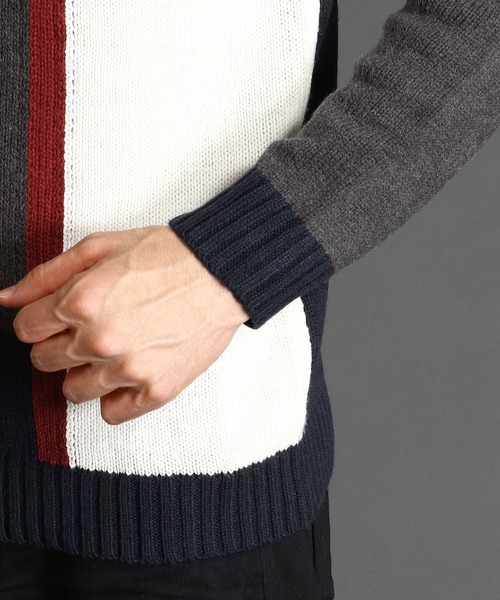 HIDEAWAYS NICOLE（ハイダウェイニコル）の「ブロッキングクルーネックニット（ニット/セーター・メンズ・ブラック/ネイビー/オフホワイト/トリコロール・MEDIUM/LARGE/X-LARGE）」の11枚目の写真