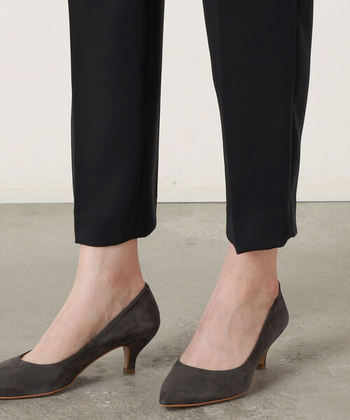 NOLLEY’S(ノーリーズ)の「ダブルサテン テーパードパンツ(その他パンツ・レディース・ブラック/ダークネイビー・40/38/36)」の19枚目の写真