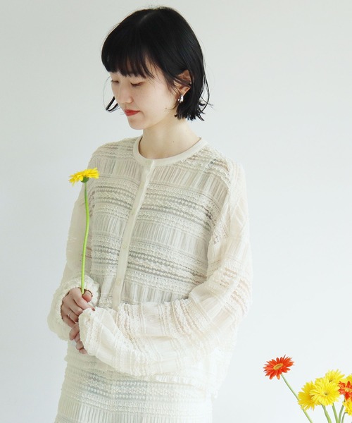 l'atelier du savon(アトリエドサボン)の「●ふりふりラッセルレースBL(シャツ/ブラウス・レディース・ホワイト/ブルー・FREE)」の4枚目の写真