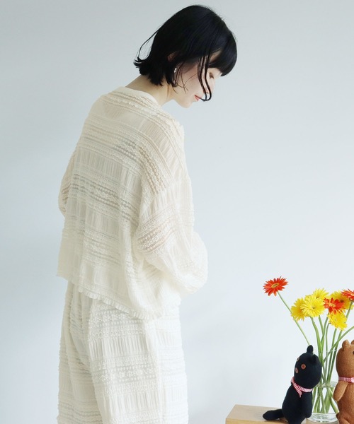 l'atelier du savon(アトリエドサボン)の「●ふりふりラッセルレースBL(シャツ/ブラウス・レディース・ホワイト/ブルー・FREE)」の5枚目の写真