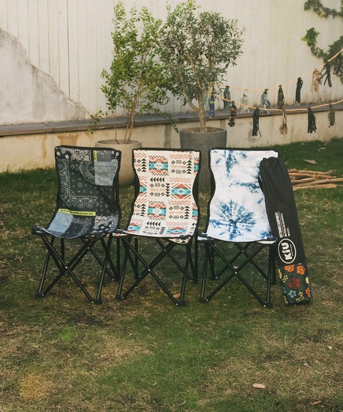 KiU（キウ）の「アウトドアミニフォールディングチェア（アウトドアグッズ・メンズ・カモフラージュ/ホワイト×ブルー/ベージュ系その他/アニマル/カラフル/ブラック×ライム/ブラック/キャメル・FREE）」の14枚目の写真