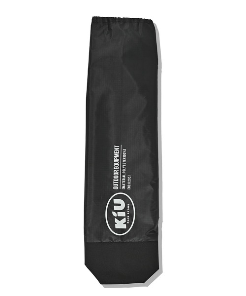 KiU（キウ）の「アウトドアミニフォールディングチェア（アウトドアグッズ・メンズ・カモフラージュ/ホワイト×ブルー/ベージュ系その他/アニマル/カラフル/ブラック×ライム/ブラック/キャメル・FREE）」の10枚目の写真