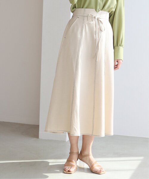 RAY CASSIN(レイカズン)の「配色ステッチパネルフレアスカート(スカート・レディース・ベージュ/カーキ/キナリ・FREE)」の2枚目の写真