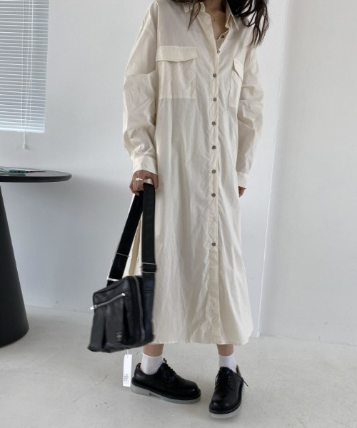 .KOM（ドットコム）の「A'GEM/9 × .kom『.kom/ドットケーオーエム』ルーズシルエット トレンチ型ロングシャツ（シャツ/ブラウス・レディース・ホワイト・FREE）」の17枚目の写真