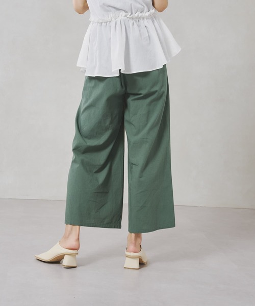 Chez toi(シェトワ)の「フロント切替裾スリットワイドパンツ(その他パンツ・レディース・ベージュ/グレー/グリーン・FREE)」の9枚目の写真