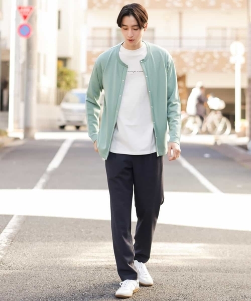 a.v.v（アーヴェヴェ）の「【洗濯機で洗える】なめらかダンボールクルーネックカーディガン（カーディガン/ボレロ・メンズ・ブラック/ミント・46/48/50/44）」の3枚目の写真