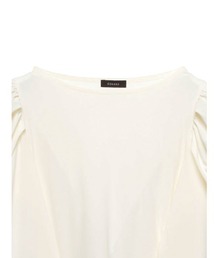 【新品未使用タグ付き】アニュアンス ドレープシアーカットトップス White ドレープシアーカットトップス(F WHITE): トップスanuans