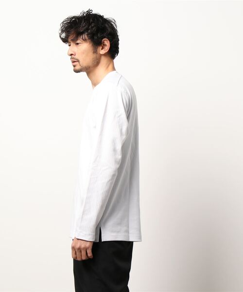 renoma（レノマ）の「＊レノマ オム/renoma HOMME ファスナー使い クルーネック長袖Tシャツ（Tシャツ/カットソー・メンズ・ホワイト/ブラック・MEDIUM/LARGE/X-LARGE/S）」の3枚目の写真
