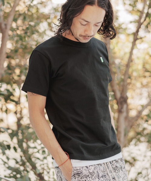many more times(メニーモアタイムス)の「mt7756-クリームソーダ刺繍ワンポイントTシャツ(Tシャツ/カットソー・メンズ・ブラック/ホワイト/オレンジ・M/L/XL/S)」の12枚目の写真