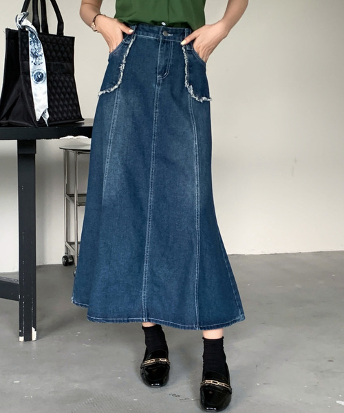emi+(エミプラス)の「ベイカーフリンジデニムスカート(デニムスカート・レディース・ブルー・M/L/XL)」の5枚目の写真