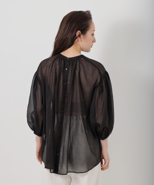 BABYLONE（バビロン）の「BABYLONE / シャイニーボイル2WAYブラウス（シャツ/ブラウス・レディース・ブラック/モカ/ライトベージュ・フリー）」の16枚目の写真