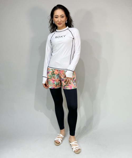 ROXY(ロキシー)の「ROXY/ロキシー フィットタイプ フロントロゴ長袖ラッシュガード RLY225055(ラッシュガード・レディース・ホワイト/ブラック・S/M/L)」の7枚目の写真