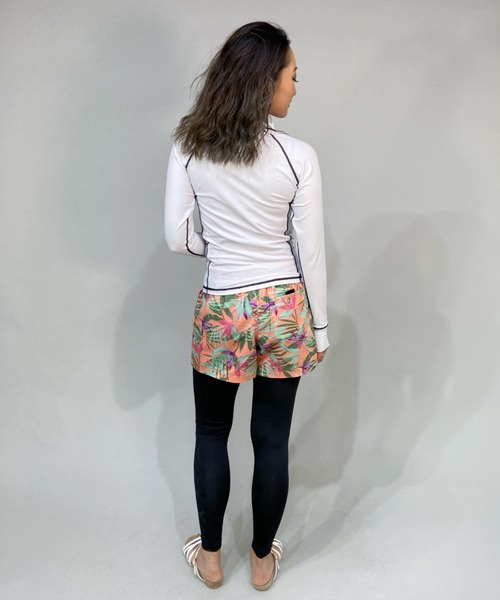 ROXY(ロキシー)の「ROXY/ロキシー フィットタイプ フロントロゴ長袖ラッシュガード RLY225055(ラッシュガード・レディース・ホワイト/ブラック・S/M/L)」の8枚目の写真