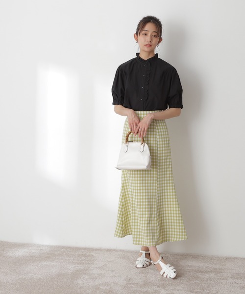 N.（N. Natural Beauty Basic）（エヌエヌナチュラルビューティーベーシック）の「◆アシメフリルネックブラウス（シャツ/ブラウス・レディース・ブラック/オフホワイト/ブルー/ストライプ・MEDIUM）」の8枚目の写真