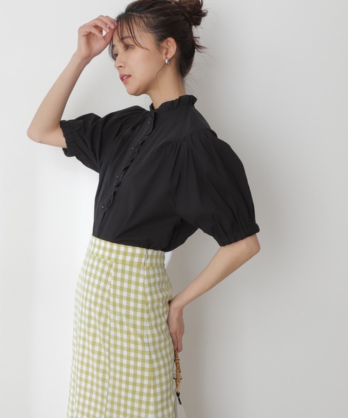 N.（N. Natural Beauty Basic）（エヌエヌナチュラルビューティーベーシック）の「◆アシメフリルネックブラウス（シャツ/ブラウス・レディース・ブラック/オフホワイト/ブルー/ストライプ・MEDIUM）」の10枚目の写真