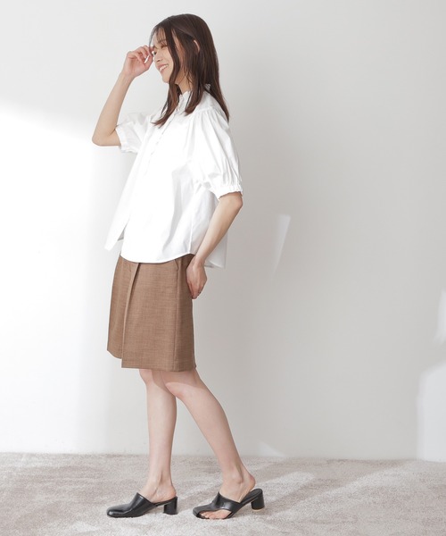 N.（N. Natural Beauty Basic）（エヌエヌナチュラルビューティーベーシック）の「◆アシメフリルネックブラウス（シャツ/ブラウス・レディース・ブラック/オフホワイト/ブルー/ストライプ・MEDIUM）」の6枚目の写真