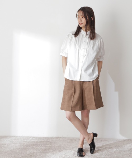 N.（N. Natural Beauty Basic）（エヌエヌナチュラルビューティーベーシック）の「◆アシメフリルネックブラウス（シャツ/ブラウス・レディース・ブラック/オフホワイト/ブルー/ストライプ・MEDIUM）」の7枚目の写真