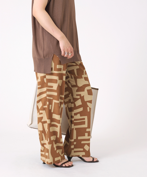 B.C STOCK（ベーセーストック）の「artモチーフプリントパンツ（スラックス・レディース・グレー/ブラウン・FREE）」の12枚目の写真