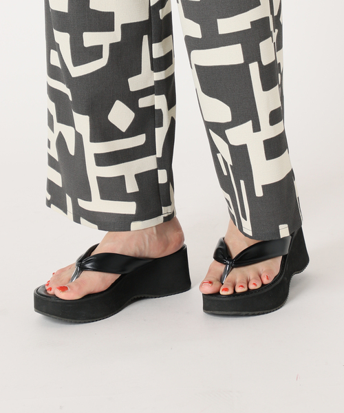 B.C STOCK（ベーセーストック）の「artモチーフプリントパンツ（スラックス・レディース・グレー/ブラウン・FREE）」の20枚目の写真