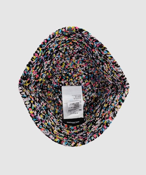 WE11DONE（ウェルダン）の「BLACK LOGO PATCHED HAND CROCHET HAT（ハット・メンズ・ブラック・ONE SIZE）」の2枚目の写真
