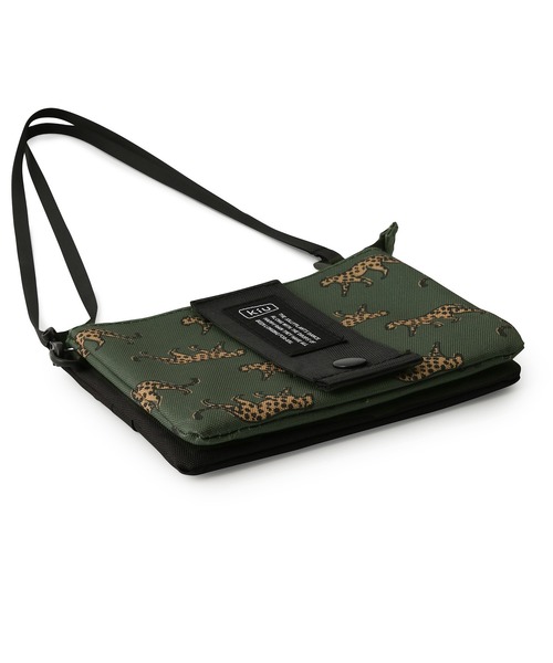 KiU（キウ）の「【一部店舗限定】【KiU/キウ】ETIQUETTE POUCH（ボディバッグ/ウエストポーチ・レディース・グリーン系その他/ホワイト系その他4/ブラック・FREE）」の16枚目の写真