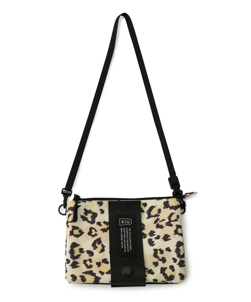 KiU（キウ）の「【一部店舗限定】【KiU/キウ】ETIQUETTE POUCH（ボディバッグ/ウエストポーチ・レディース・グリーン系その他/ホワイト系その他4/ブラック・FREE）」の9枚目の写真