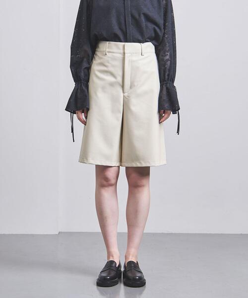 UNITED ARROWS（ユナイテッドアローズ）の「フェイクレザー ショートパンツ（その他パンツ・レディース・オフホワイト/ブラック・36/38）」の3枚目の写真