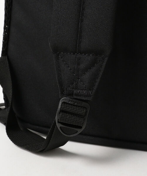 JANSPORT(ジャンスポーツ)の「JANSPORT / Eco Mesh Pac(バックパック/リュック・メンズ・ブラック・ONE SIZE)」の5枚目の写真