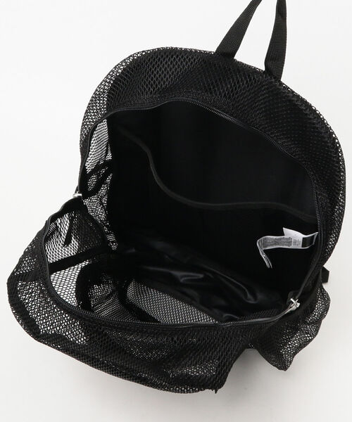 JANSPORT(ジャンスポーツ)の「JANSPORT / Eco Mesh Pac(バックパック/リュック・メンズ・ブラック・ONE SIZE)」の7枚目の写真