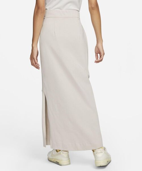 NIKE（ナイキ）の「《セットアップ対応商品》ナイキ スポーツウェア ウィメンズ マキシ スカート / Nike Sportswear Women's Maxi Skirt（スカート・レディース・アイボリー系/ブラック・S/M/L/2XL/XL/XS）」の3枚目の写真