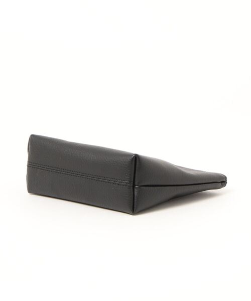 ikka（イッカ）の「リサイクルレザーポーチ（ポーチ・レディース・ブラック/ベージュ/イエロー/ミント/オレンジ系その他・FREE）」の12枚目の写真