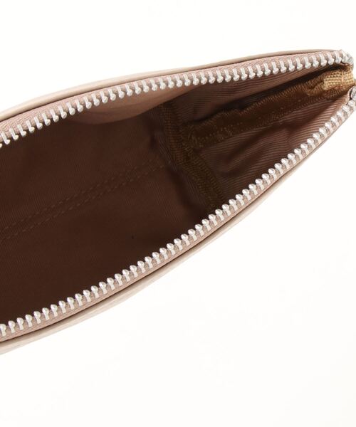 ikka（イッカ）の「リサイクルレザーポーチ（ポーチ・レディース・ブラック/ベージュ/イエロー/ミント/オレンジ系その他・FREE）」の7枚目の写真