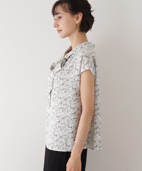 DRESKIP（ドレスキップ）の「◆前後2WAYリボンブラウス（シャツ/ブラウス・レディース・ライトブルー/アイボリー/ホワイト系3/ブラック系・02/03）」の9枚目の写真