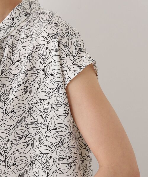 DRESKIP（ドレスキップ）の「◆前後2WAYリボンブラウス（シャツ/ブラウス・レディース・ライトブルー/アイボリー/ホワイト系3/ブラック系・02/03）」の13枚目の写真