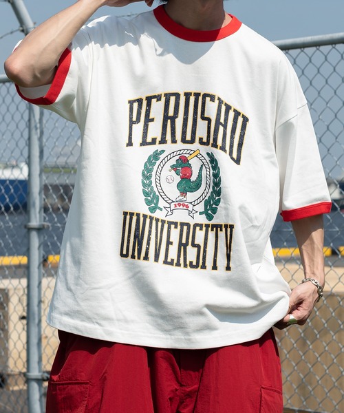 Perushu(ペルーシュ)の「カレッジロゴリンガーTシャツ(Tシャツ/カットソー・メンズ・カーキ/ライトグレー/オフホワイト・LARGE/MEDIUM)」の2枚目の写真