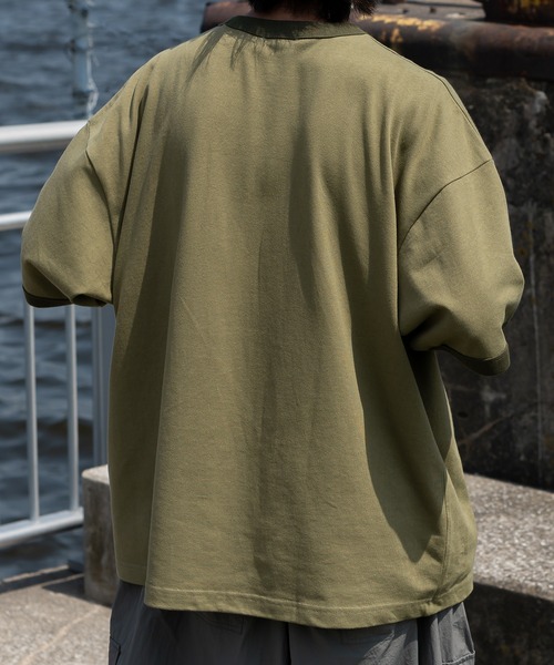 Perushu(ペルーシュ)の「カレッジロゴリンガーTシャツ(Tシャツ/カットソー・メンズ・カーキ/ライトグレー/オフホワイト・LARGE/MEDIUM)」の8枚目の写真