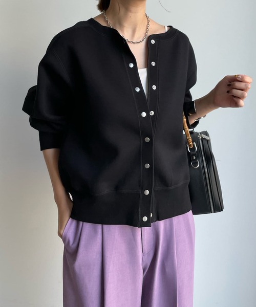 DouDou（ドゥドゥ）の「2WAYドットボタンショートカーディガン（カーディガン/ボレロ・レディース・ブラック/パープル/グレイッシュベージュ/オフホワイト・FREE）」の3枚目の写真