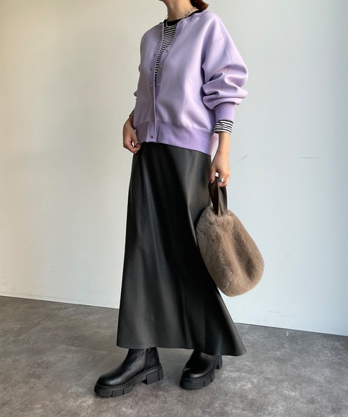 DouDou（ドゥドゥ）の「2WAYドットボタンショートカーディガン（カーディガン/ボレロ・レディース・ブラック/パープル/グレイッシュベージュ/オフホワイト・FREE）」の7枚目の写真