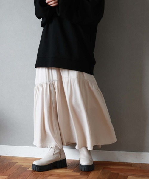 archives（アルシーヴ）の「カーブティアードスカート（スカート・レディース・ブラック/ブルー/アイボリー・MEDIUM）」の12枚目の写真