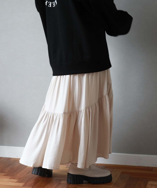 archives（アルシーヴ）の「カーブティアードスカート（スカート・レディース・ブラック/ブルー/アイボリー・MEDIUM）」の13枚目の写真