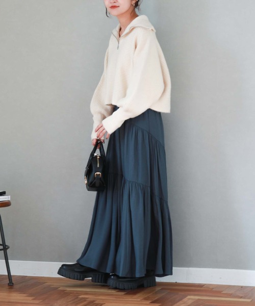 archives（アルシーヴ）の「カーブティアードスカート（スカート・レディース・ブラック/ブルー/アイボリー・MEDIUM）」の22枚目の写真