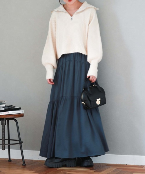 archives（アルシーヴ）の「カーブティアードスカート（スカート・レディース・ブラック/ブルー/アイボリー・MEDIUM）」の21枚目の写真