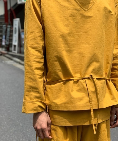 Toironier(トワロニエ)の「Toironier/トワロニエ/Lounge Vest/ラウンジベスト(その他アウター・メンズ・ブラック/ラベンダー/マスタード・F)」の3枚目の写真